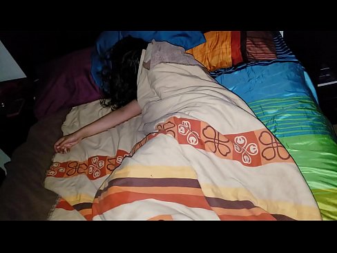 ❤️ Stiefsohn beschimpft seine junge Stiefmutter, während sie schläft. ️❌ Fuck video bei de.myteporn.ru ☑